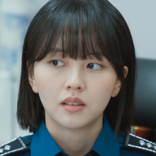 Arquivo:Ji Han-Na (UBG).png
