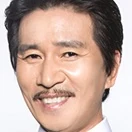 Arquivo:Shin Jung-Keun - Hotel Del Luna.jpg