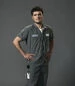 Josh Futterman em Future Man: O Viajante do Tempo