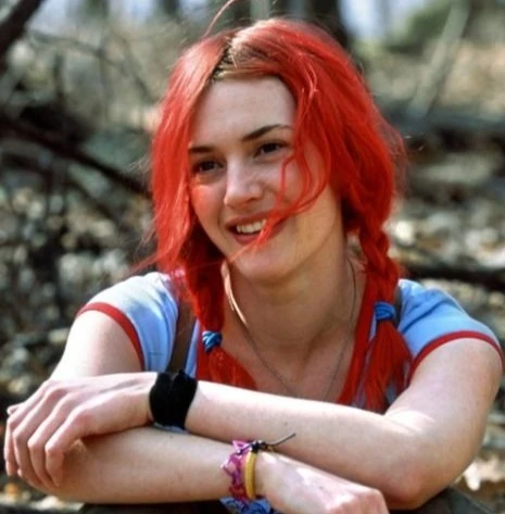 Arquivo:Clementine Kruczynski 2.jpg