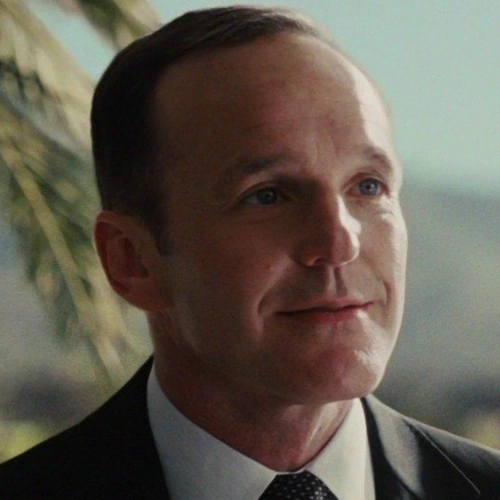 Arquivo:Phil Coulson (HdF2).png