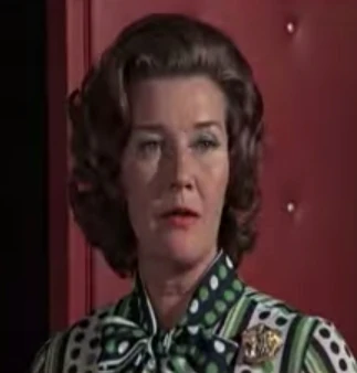 Arquivo:Moneypenny-1974-1a1.jpg
