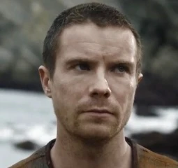 Arquivo:Gendry-GOT.jpg