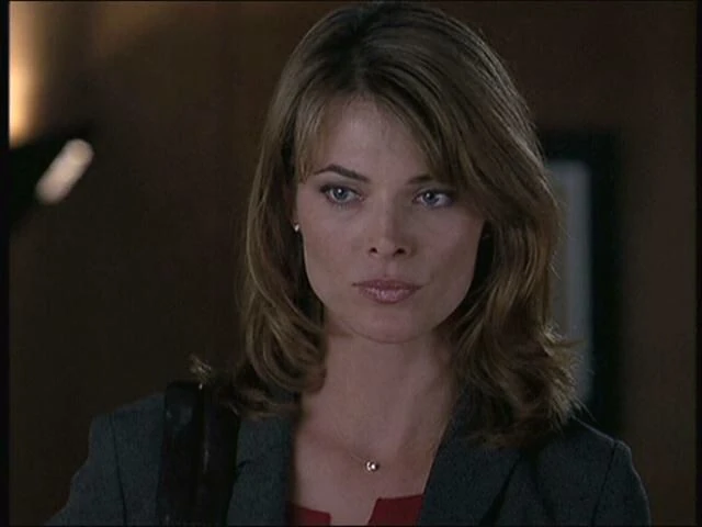 Arquivo:Lilah Morgan.jpg