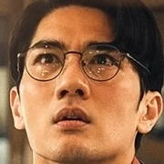 Arquivo:Light Shop-Um Tae-Goo.jpg