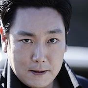 Arquivo:Um Dia Dificil-Cho Jin-Woong1.jpg