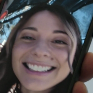 Arquivo:Leah (The Pitt).png