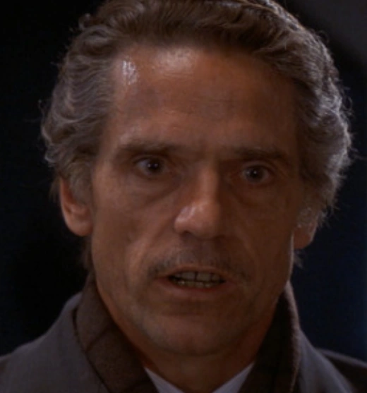 Arquivo:Esteban Trueba.png