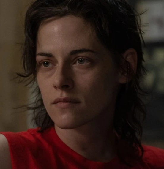 Arquivo:Lou (Kristen Stewart).png