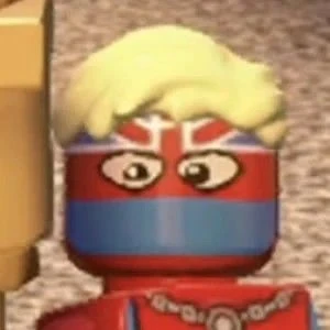Arquivo:Captain Britain LegoAvengers.jpg