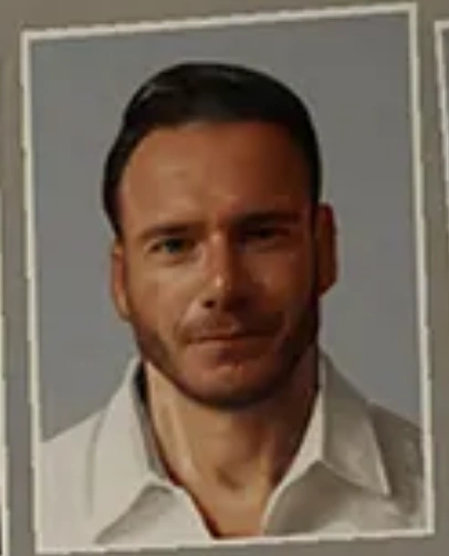 Arquivo:Ryan Marks.png
