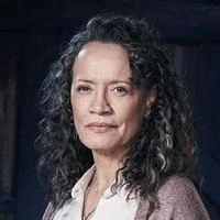 Arquivo:Helen Hawkins.jpg