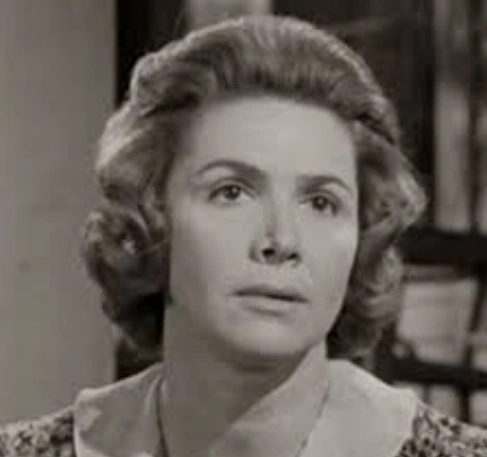 Arquivo:Maudie Atkinson.png
