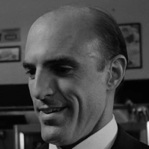 Arquivo:Tom.Mason.EW.png