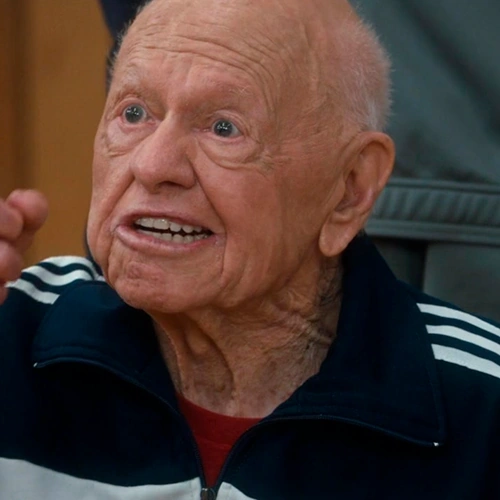 Arquivo:Gus (Uma Noite no Museu 3).png