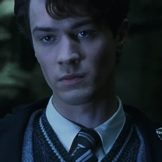 Arquivo:HP2TomRiddle.png