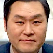 Arquivo:Vincenzo-Yoon Kyung Ho.jpg