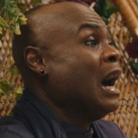 Arquivo:Clive (AdT).png