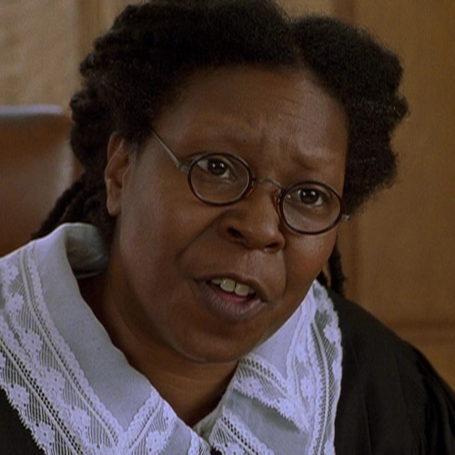 Arquivo:Juiza Cameo.png