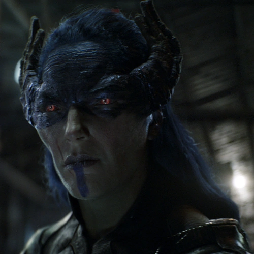 Arquivo:ProximaMidnight-AvengersIW.png