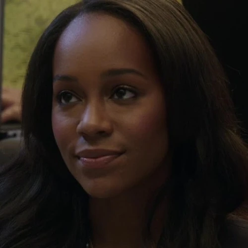Arquivo:Michaela Pratt.jpg