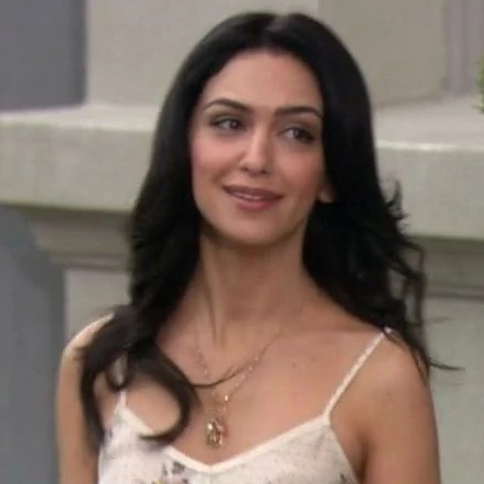 Arquivo:Nora - HIMYM.png
