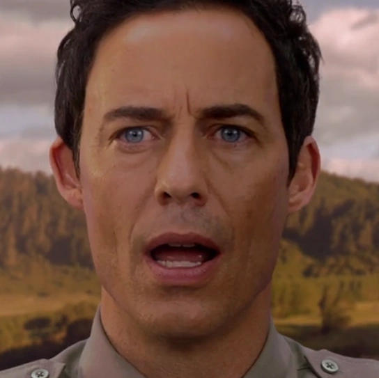 Arquivo:Zé Colmeia OF - Guarda Smith.png