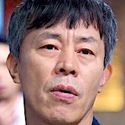 Arquivo:Vincenzo-Choi Duk Moon.jpg