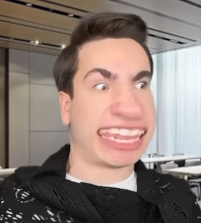 Arquivo:Akbaba.png