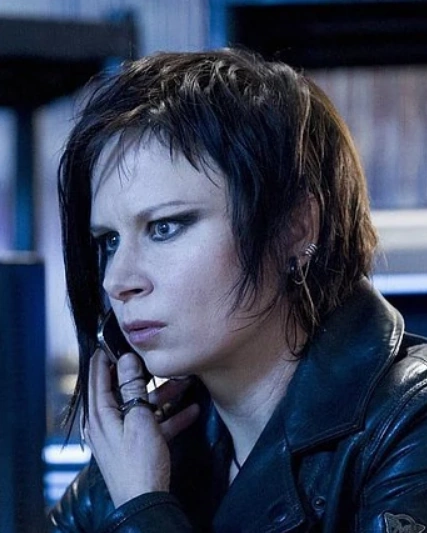 Arquivo:Chloe O'Brian.png
