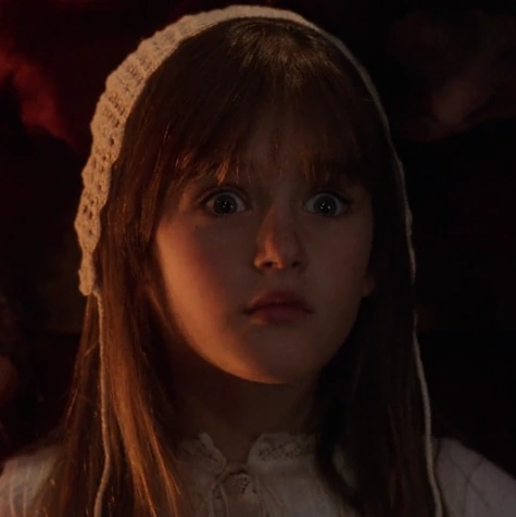 Arquivo:Emily Binx (Abracadabra).png