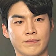 Arquivo:Tomorrow-KD-Jung Soo-Han.jpg