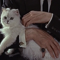 Arquivo:05-blofeld-007moscou.jpg