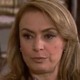 Arquivo:Mayra-Teresa.jpg