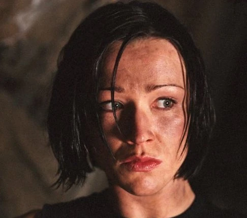 Arquivo:Beth (the descent).jpg