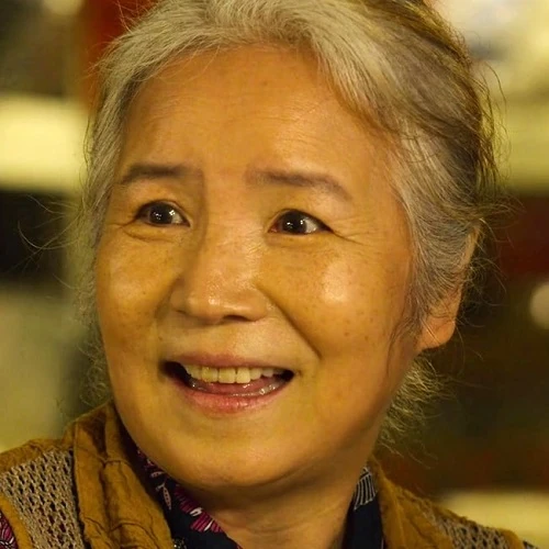 Arquivo:Mãe Sang-Woo (Round 6).jpg