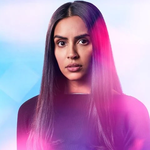 Arquivo:Saanvi Bahl (Manifest).png