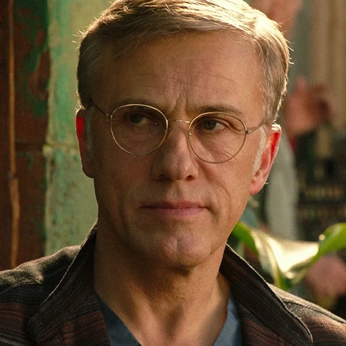 Arquivo:Dr. Dyson Ido-Alita.webp