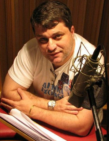 Arquivo:Manolo Rey.png