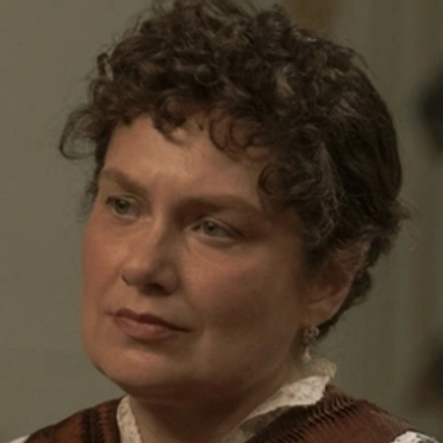 Arquivo:Monica O'Brien (AID).png