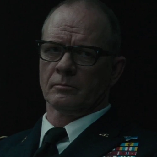Arquivo:SSGeneralEdwards.png