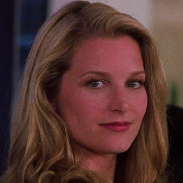 Arquivo:Julie - monkeybone.jpg