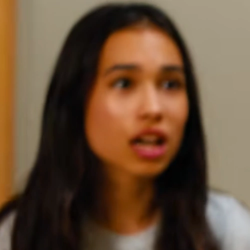 Arquivo:Mia (OS).png