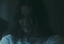 Arquivo:Gata de cheshire-Alicia no país das trevas.png