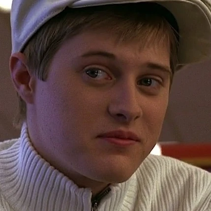 Arquivo:Ryan Evans.jpg