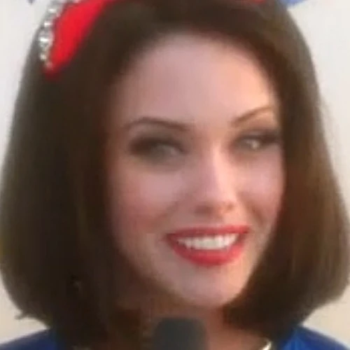 Arquivo:Branca de Neve (DSCNDTS).jpg