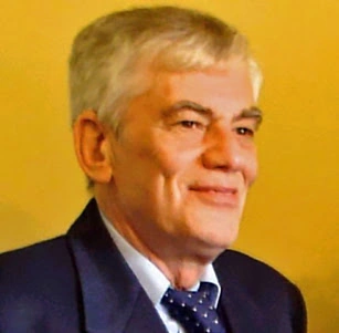 Arquivo:Emerson Camargo (2010).png
