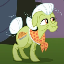 Arquivo:Vovó Smith (My Little Pony).png
