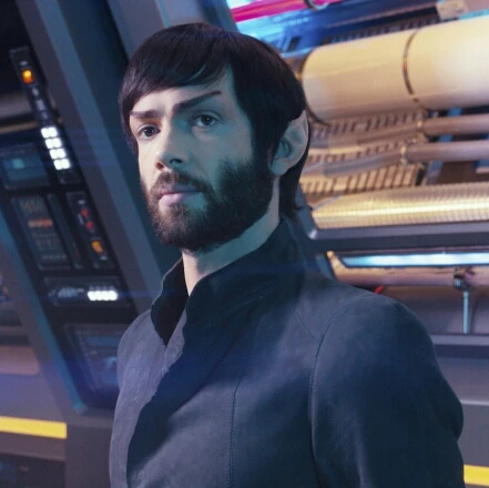 Arquivo:Spock STDiscovery.jpg