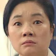Arquivo:Jeon Young - Celebrity.jpg